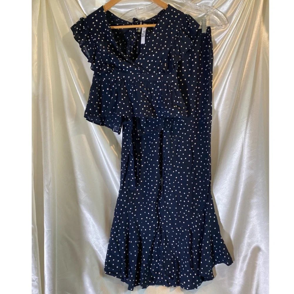 Polka Dot Open Back Ruffle Set - Picture 3 of 16